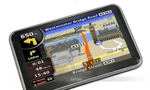 5" GPS NAVIGACE v HD, 8GB, FM, 256MB, 3D mapy- NOVÁ