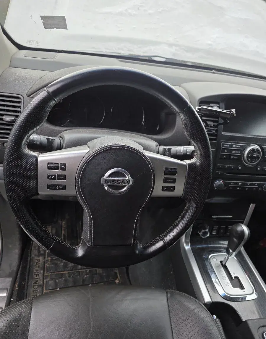 Nissan Patfinder – 15 000 km