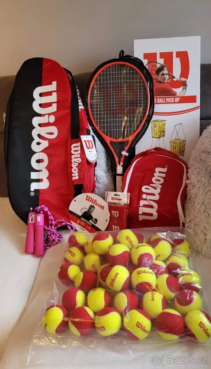Tenisová raketa, míče, koš, sběrače, taška + komplet výbava.