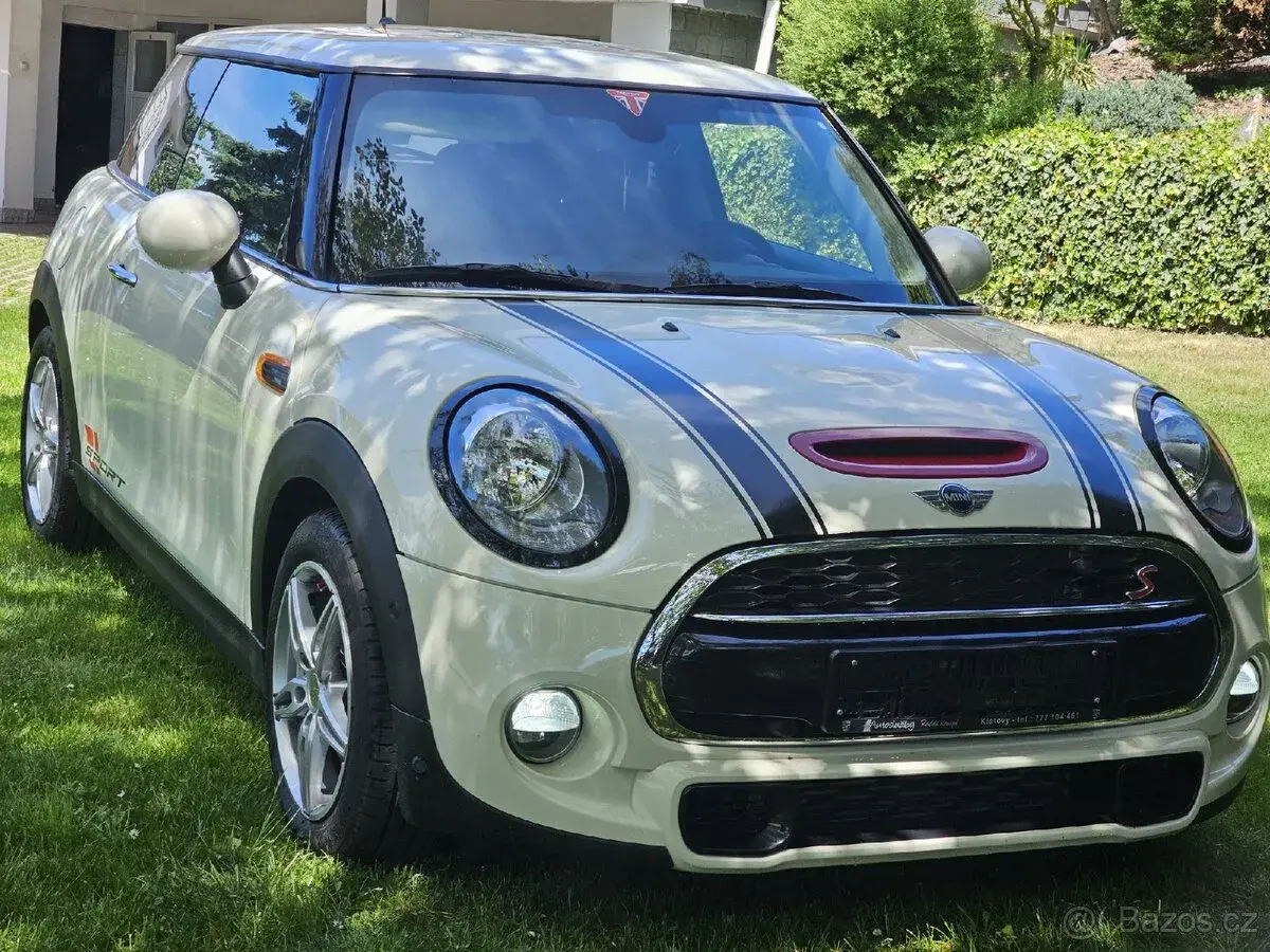 Mini COOPER – 2018, 118 000 km