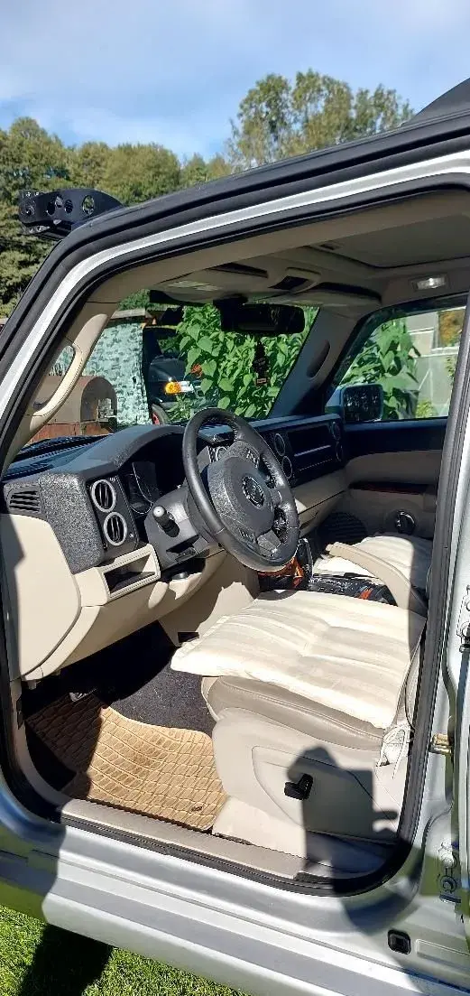 Jeep Comander – 2006, 327 970 km