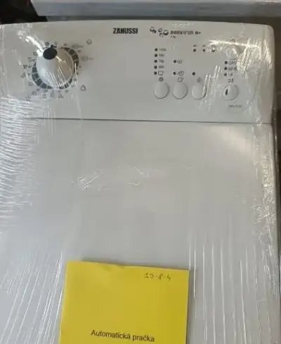 vrchem plněná pračka Zanussi