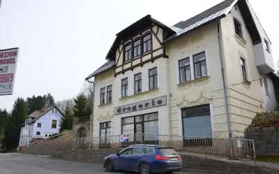 Bývalá Drogerie nedaleko centra Rokytnice k pronájmu