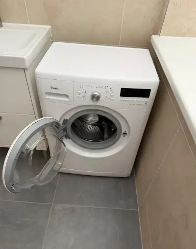 Pračka Whirlpool