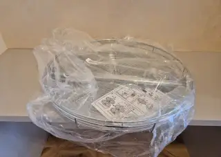 StrongWire karusel 4/4 s montážní tyčí – skříňka 800–900 mm