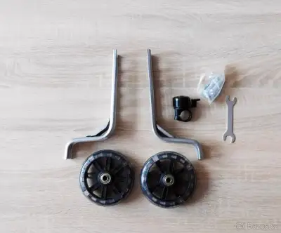 blikací přídavná kolečka na dětské kolo 12"-20"