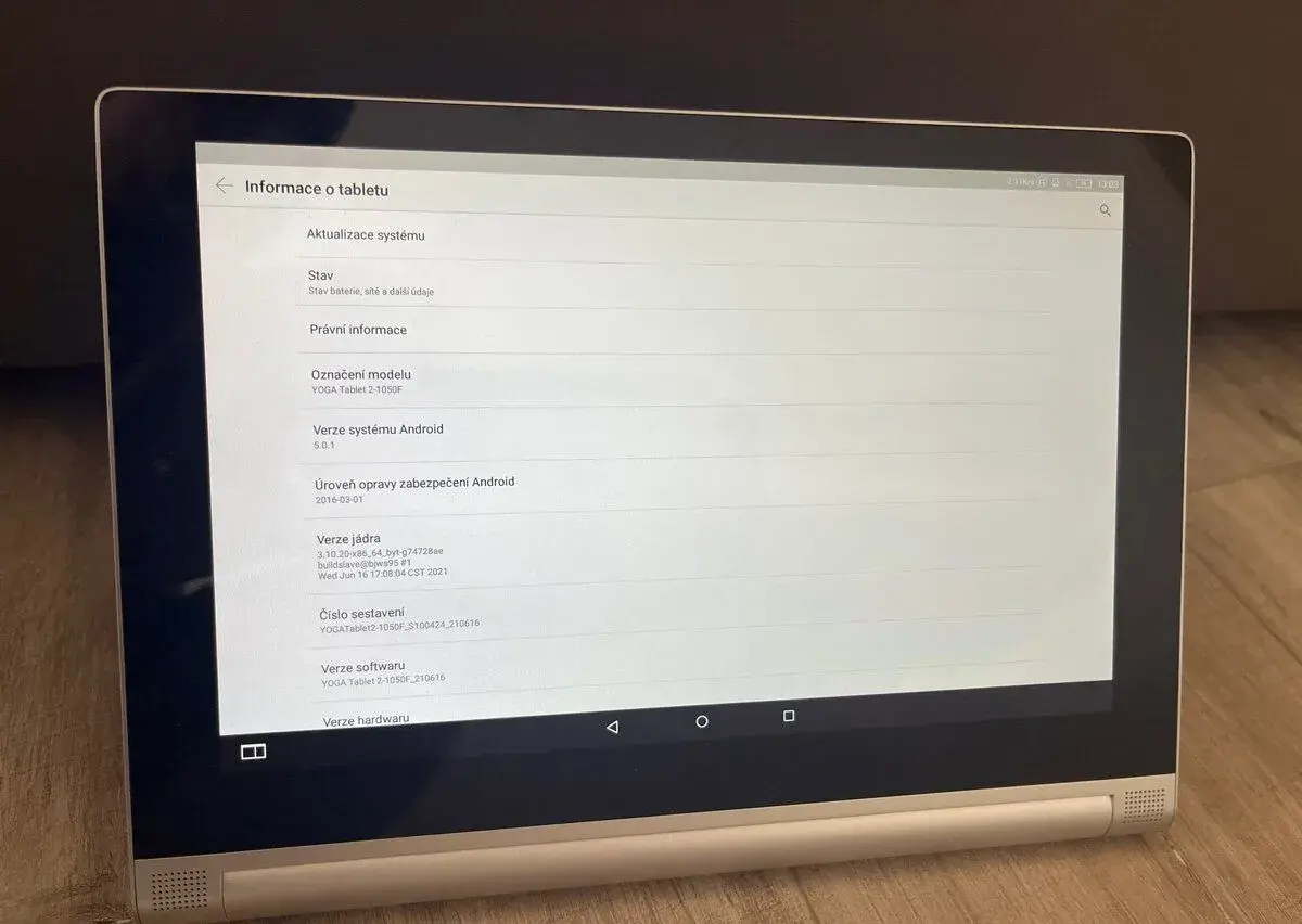 Lenovo Yoga tablet 2-1050F
