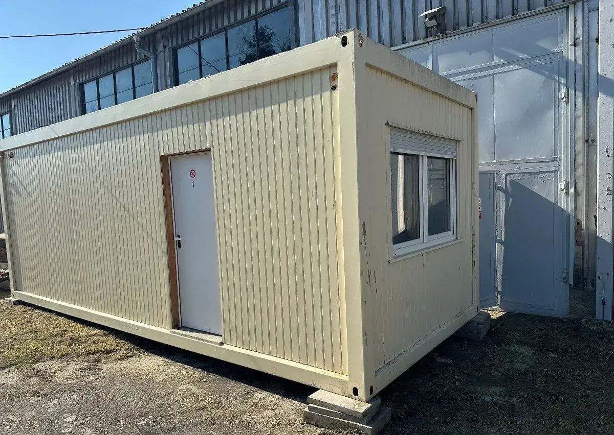 Obytný kontejner – buňka 7x3 m