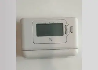 PROSTOROVÝ TERMOSTAT HONEYWELL CM707