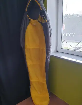 The North Face SCORPIO lehký syntetický spací pytel + různé