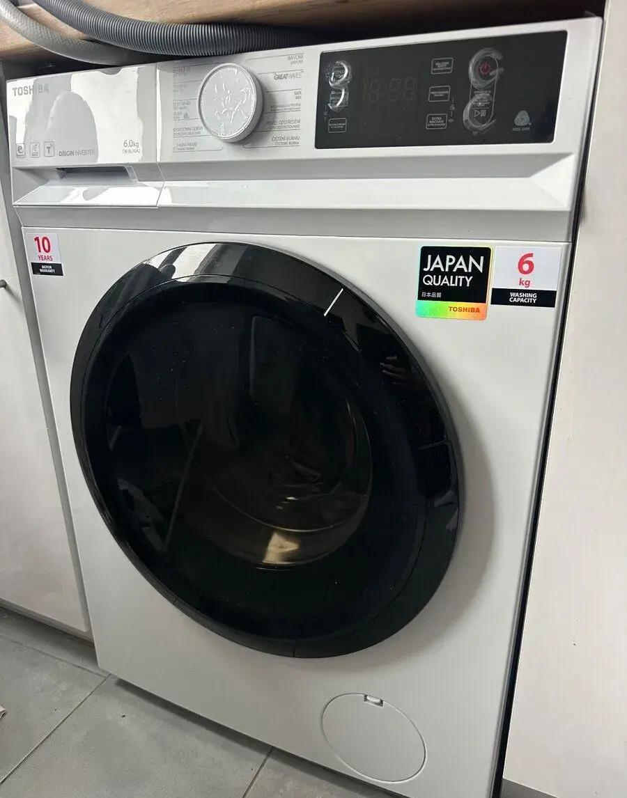 Pračka Toshiba TW-BL70A2CZ(WK) v záruce