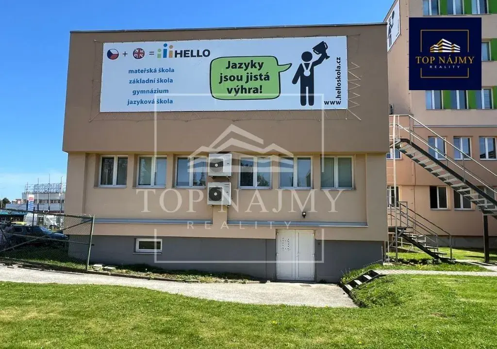 Skladový prostor -sklad Novinářská ul. 207 m2