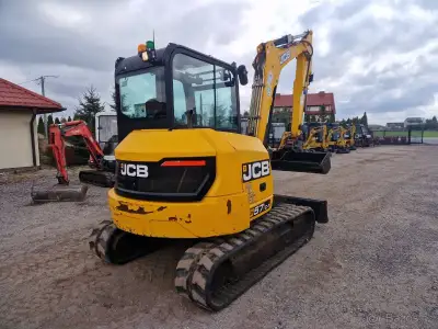 🚜 Pronájem minibagru JCB 57C-1 – 5,7 t 🚜