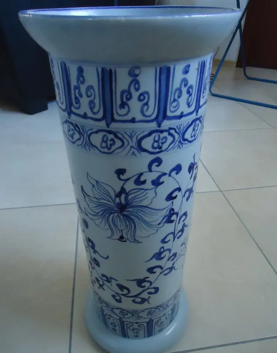 Porcelánová váza