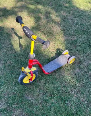Koloběžka puky ,odrážedlo a motorka