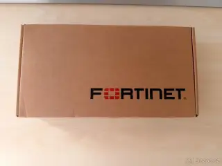 Fortinet FortiSwitch 108F