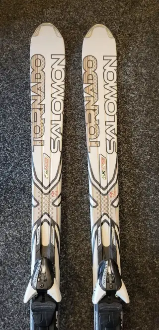 Lyže SALOMON TORNADO X-WING 173cm