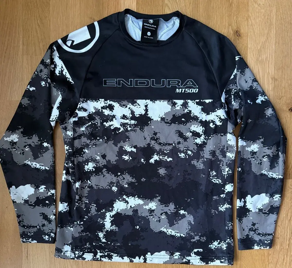 MTB dres a rukavice Endura 8-10let