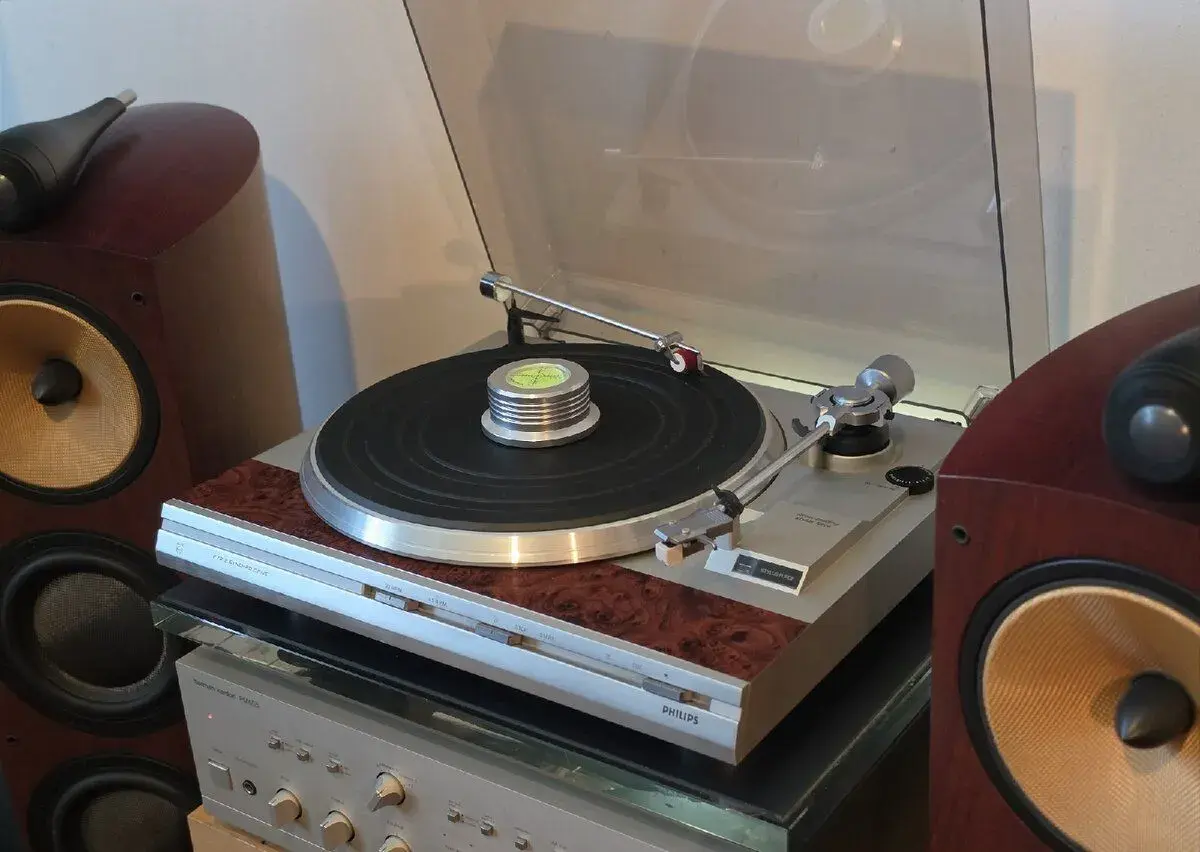 Gramofon Philips garance stavu