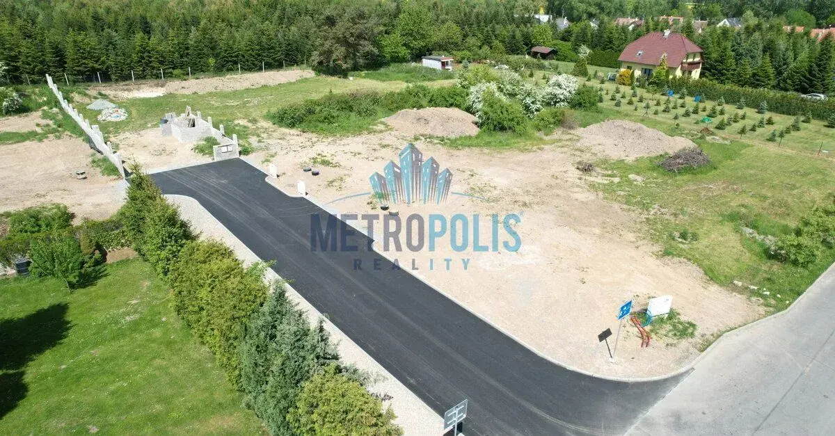 Stavební pozemek v Chýni – 1 240 m² s kompletními inženýrský