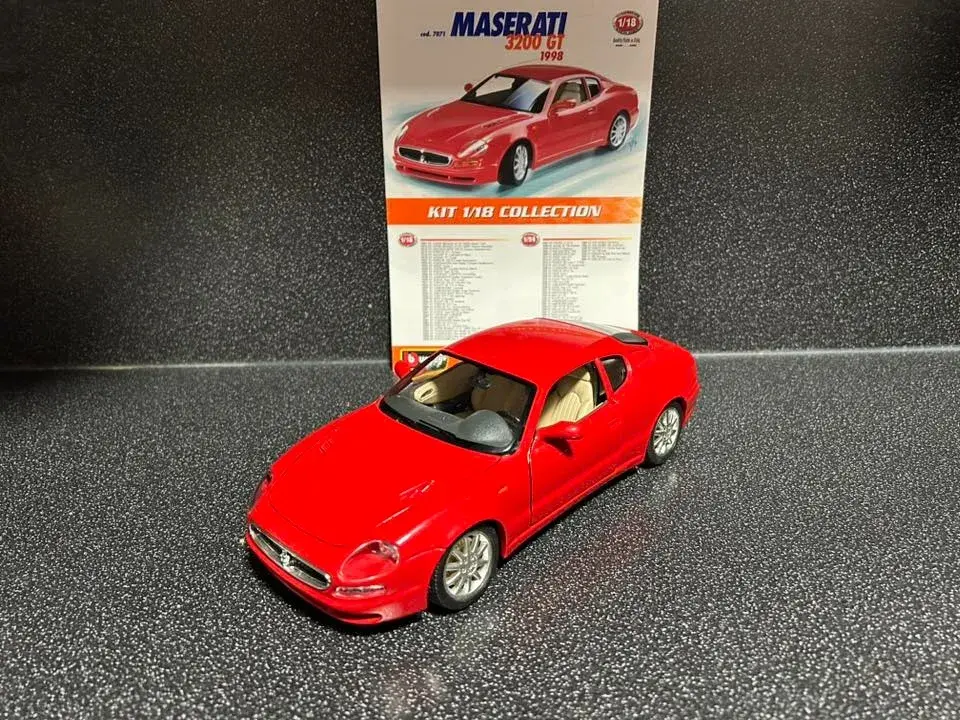 Maserati 3200 GT 1/18