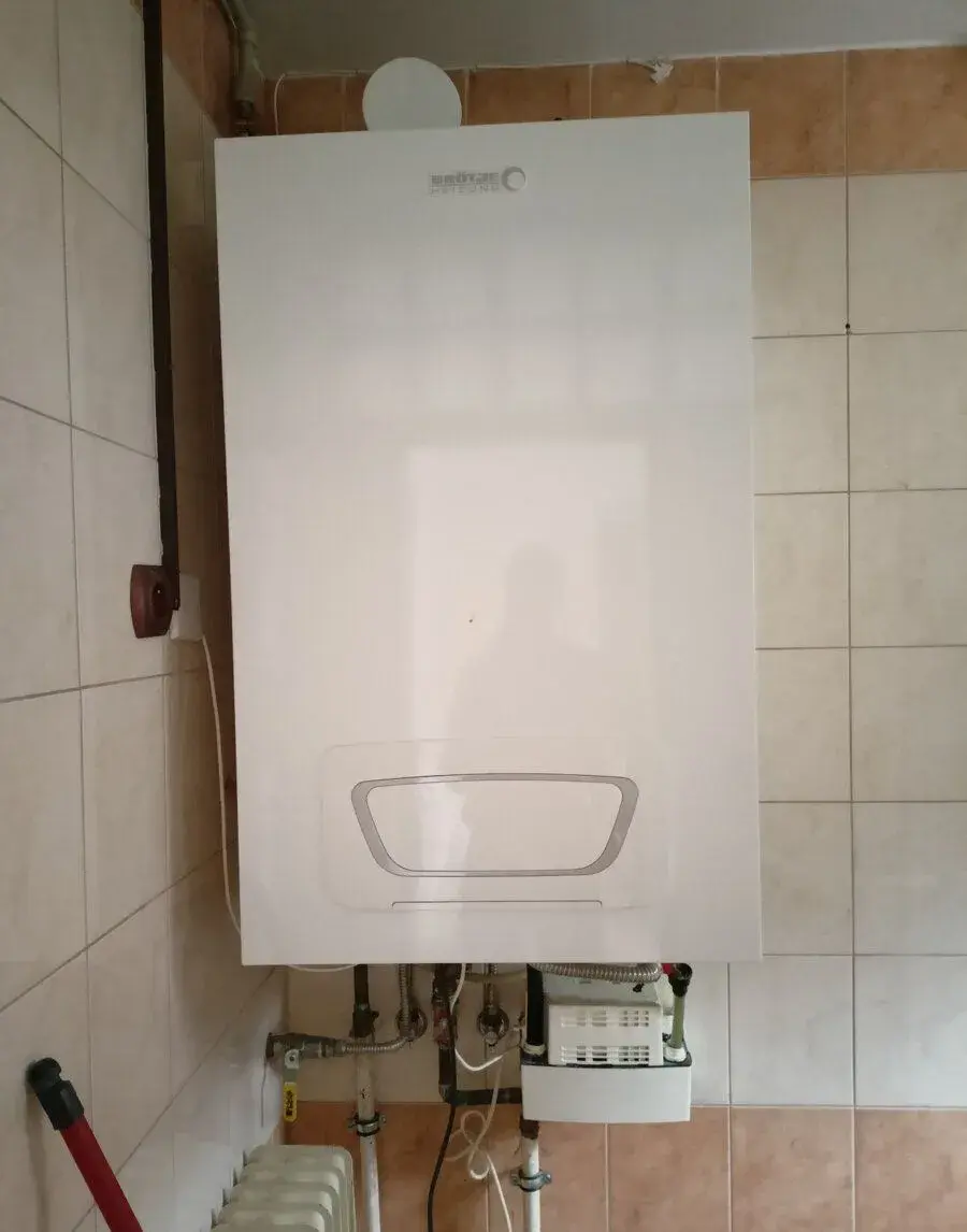 2x Plynový kondenzační kotel - Brötje WGB-K 20 H 60L TVU