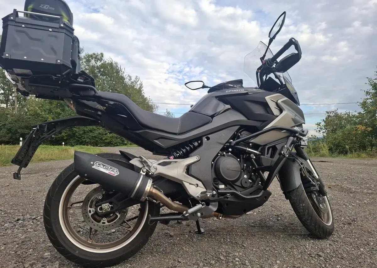Cf moto 700 MT
