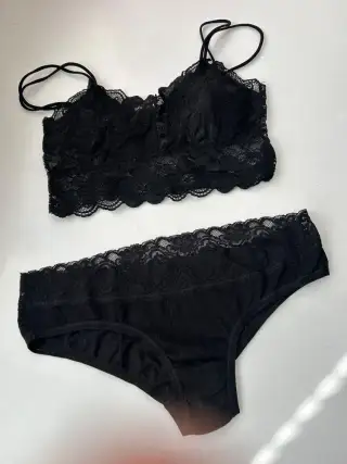 Set krajková podprsenka a kalhotky Esmara M/40-42