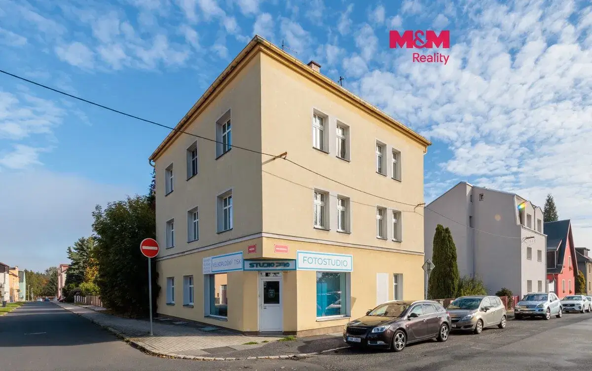 Pronájem bytu 1+1, 33 m², Karlovy Vary, ul. Holečkova