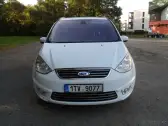 Ford Galaxy – 239 500 km