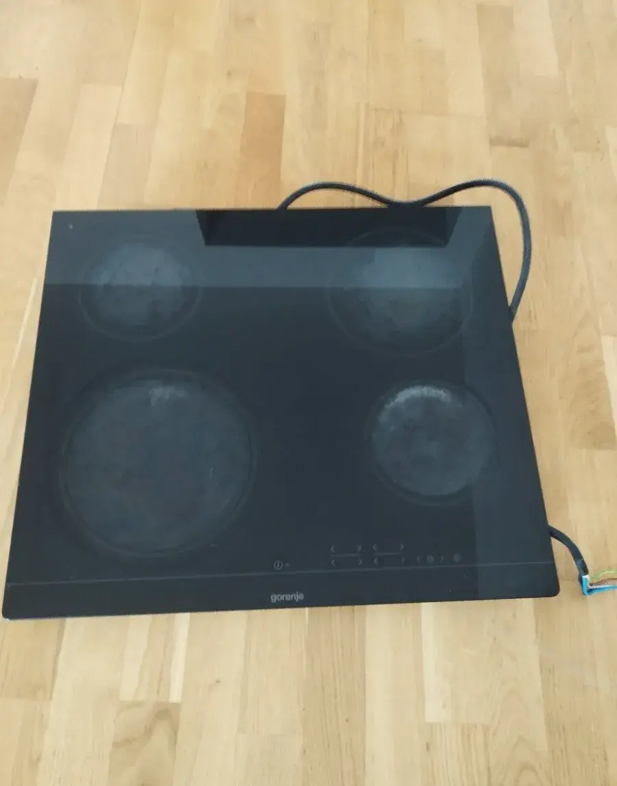 Sklokeramická varná deska Gorenje
