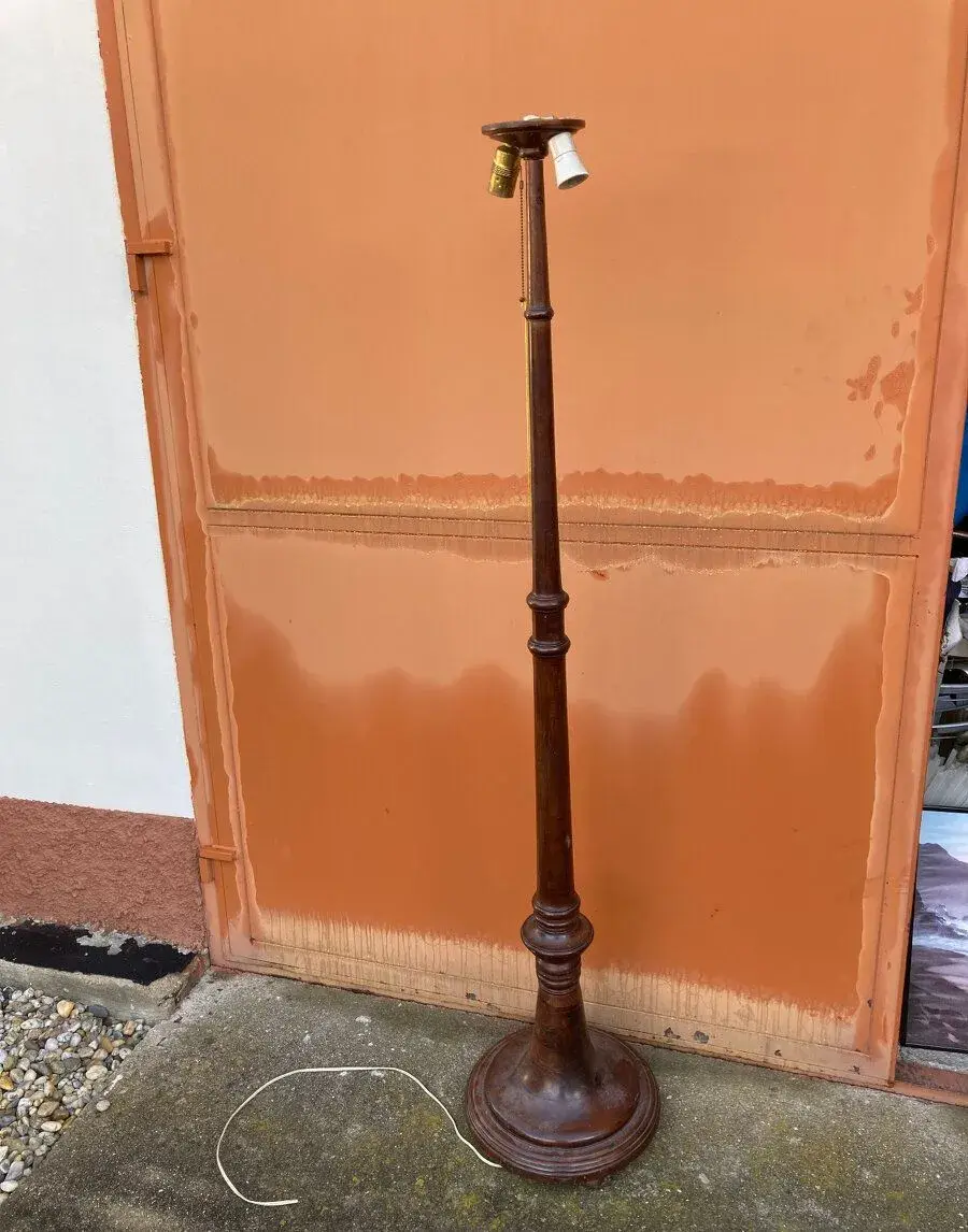Lampa stojan, stará, dřevěná, soustružená, TORZO - 500 kč