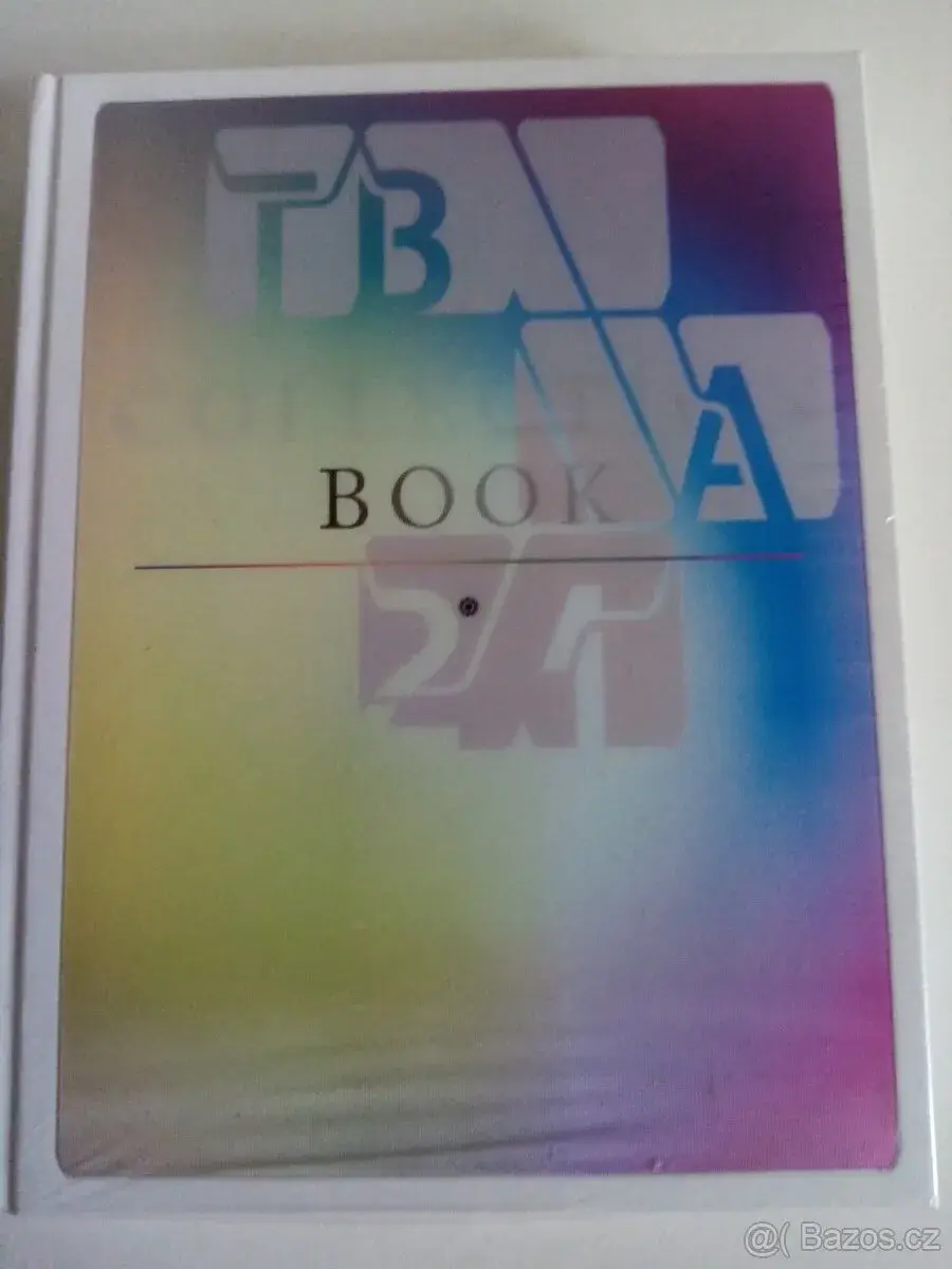 The collection book / Thyssen Bornemisza Art Contemporary