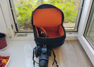 Canon EOS 1100D