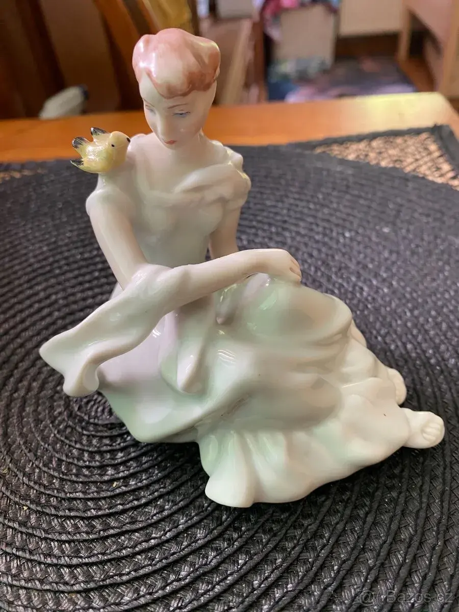 porcelánové sošky dux