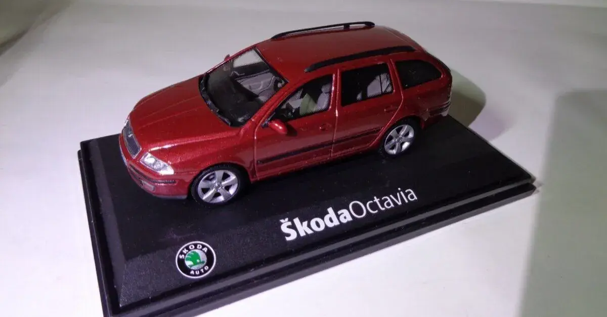 Abrex Škoda Octavia Combi II 1/43 I.edice