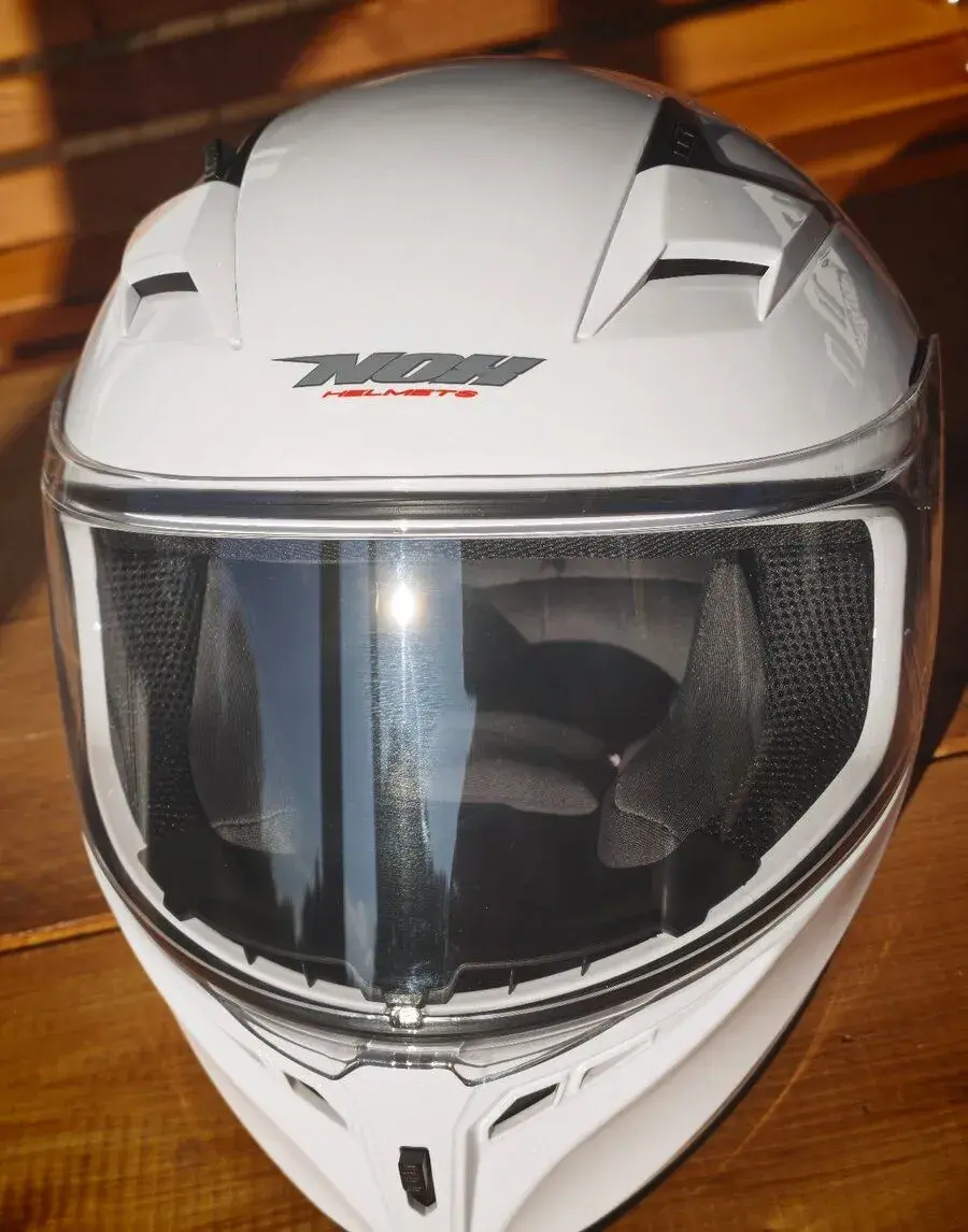 Moto helmu NOX bílá, vel. S (49-50) - jako nová