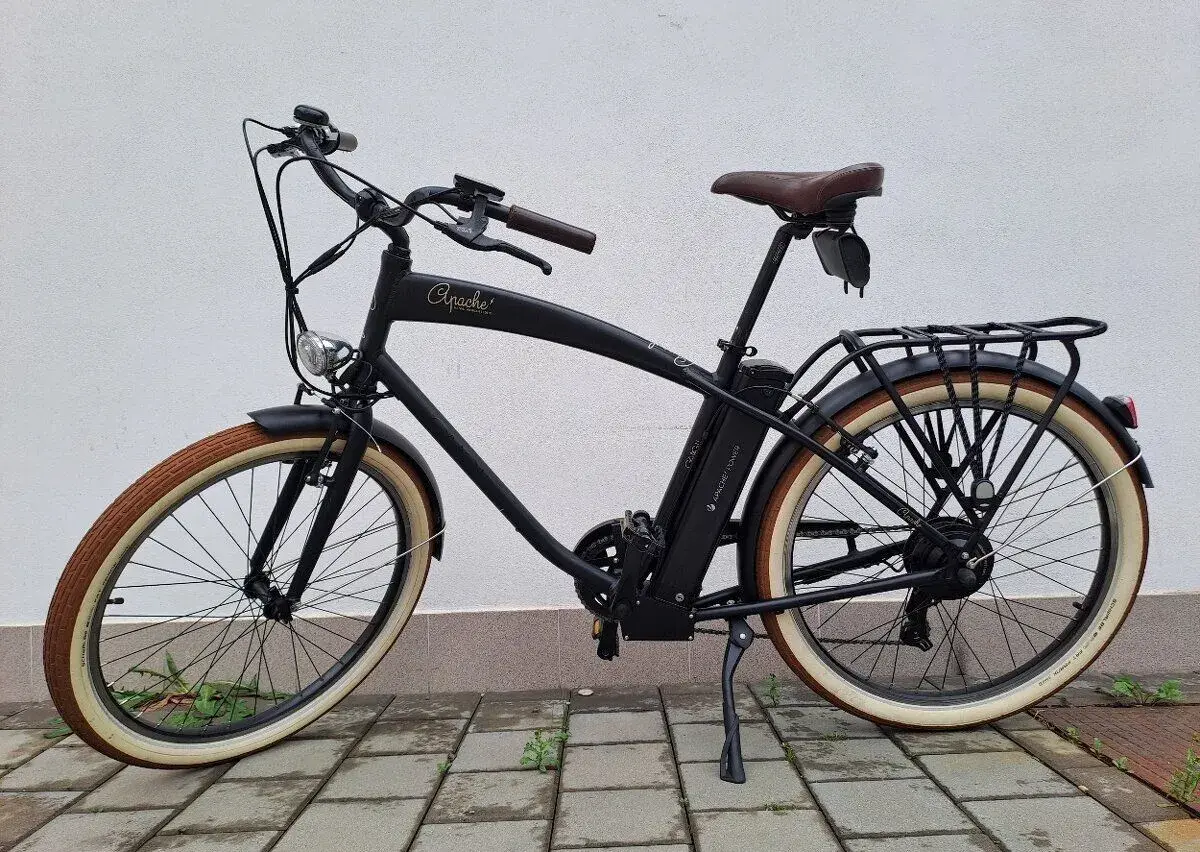 Městské elektrokolo v retro stylu Apache Gaagii