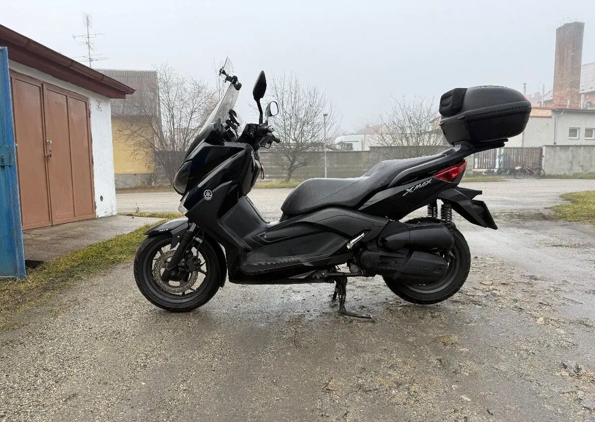 Yamaha Xmax 125