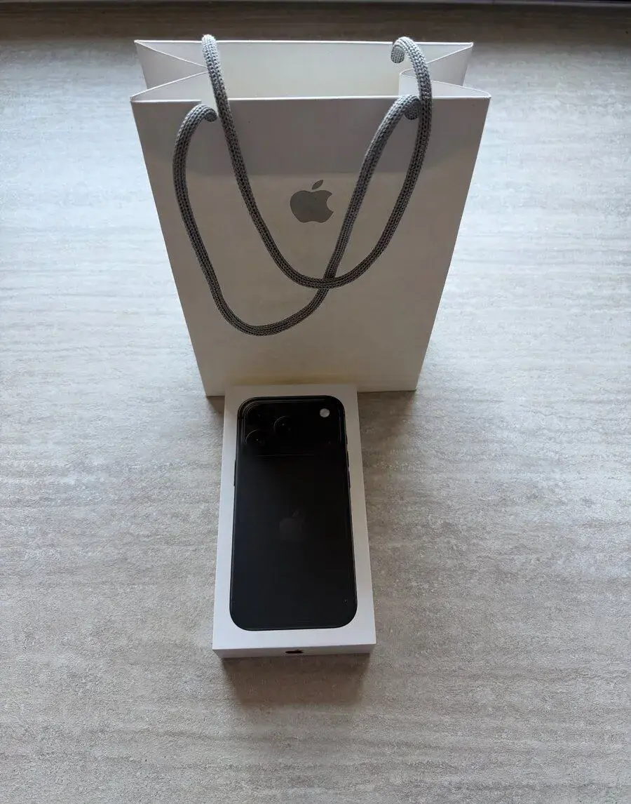 Apple iPhone 18 Pro 256GB, ČERNÝ, nový, IHNED