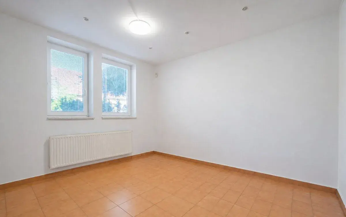 Rousínov, pronájem komerčního prostoru, 40 m2 – komerce