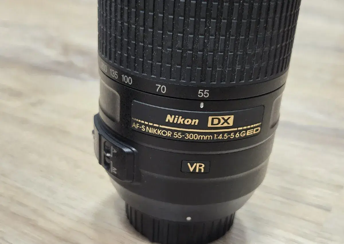 Nikon 55-300mm af-s VR