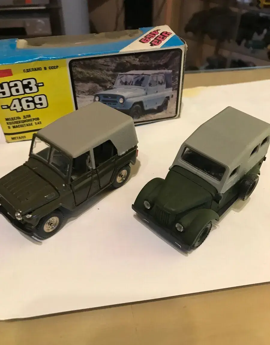 uaz 469 ,gaz 69 1/43 cccp