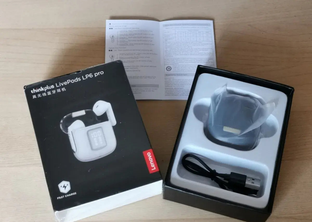 Lenovo ThinkPlus LP6 Pro headset v nabíjecí krabičce, nová