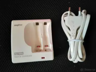 Nabíječka na tužkové baterie Sanyo