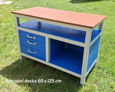 Nový ponk do garáže nebo menší dílny.