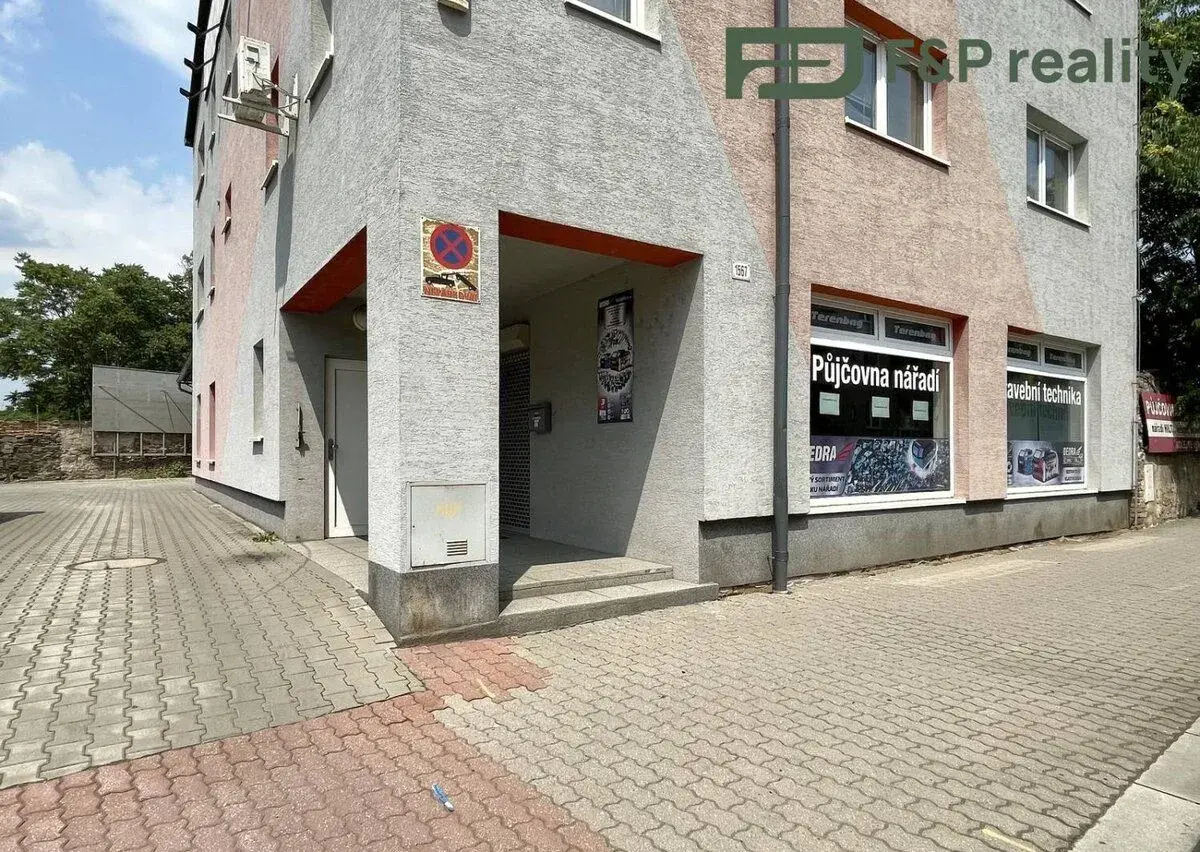 Pronájem komerčního prostoru 312 m2, ul. Tovární, Kolín