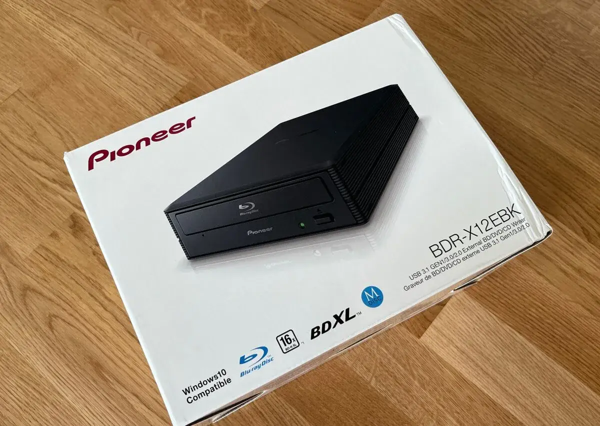 CD / DVD / Blu-ray vypalovačka Pioneer BDR-X12EBK - externí