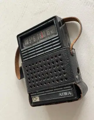 radio tranzistor AIWA AR - 752 , MW , 7