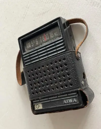 radio tranzistor AIWA AR - 752 , MW , 7
